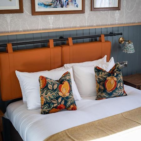Ely Hotel By Chef & Brewer Collection Camberley Dış mekan fotoğraf