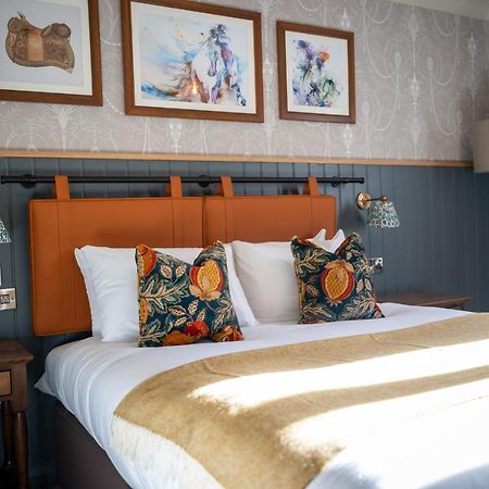 Ely Hotel By Chef & Brewer Collection Camberley Dış mekan fotoğraf