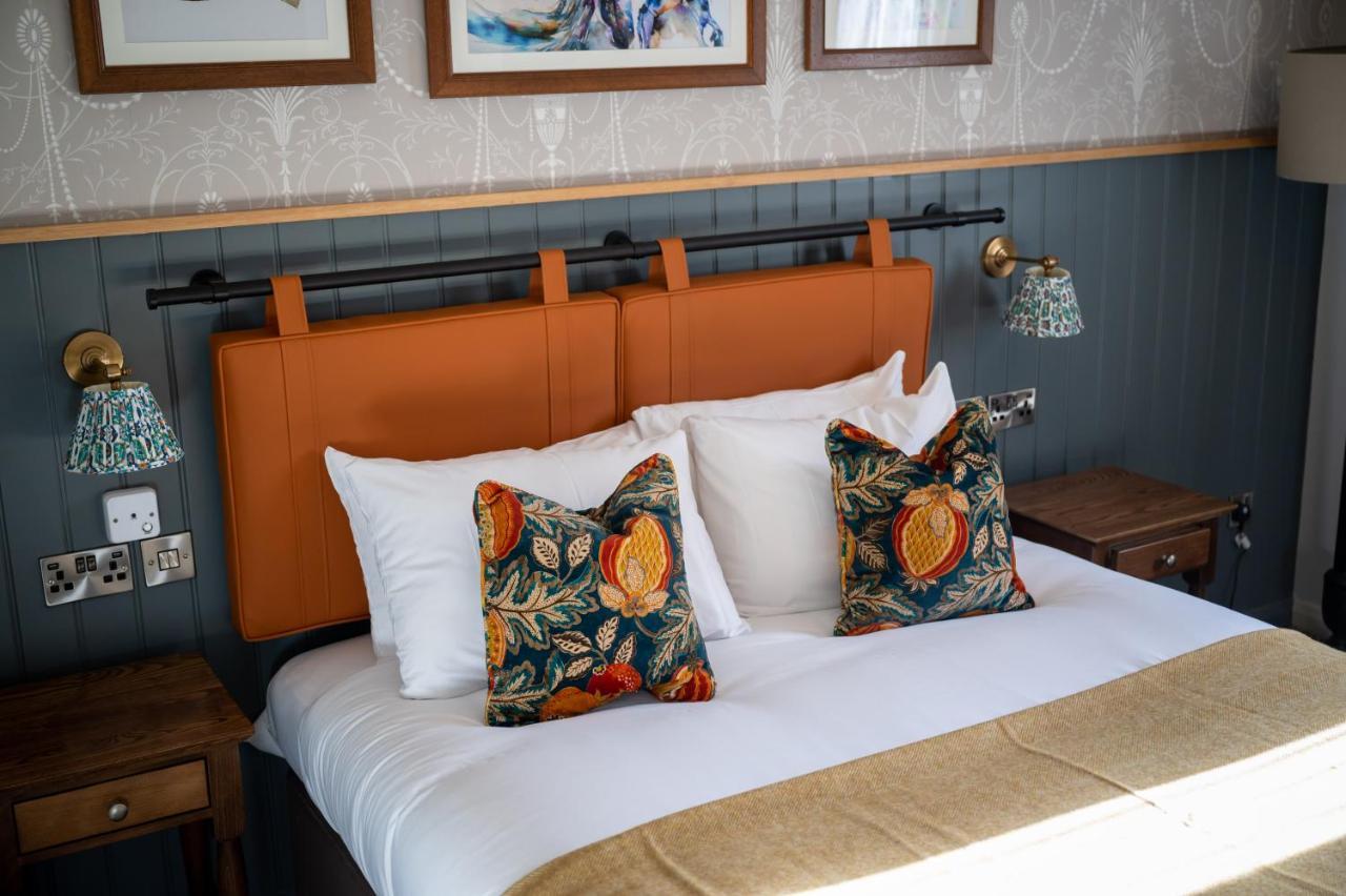 Ely Hotel By Chef & Brewer Collection Camberley Dış mekan fotoğraf