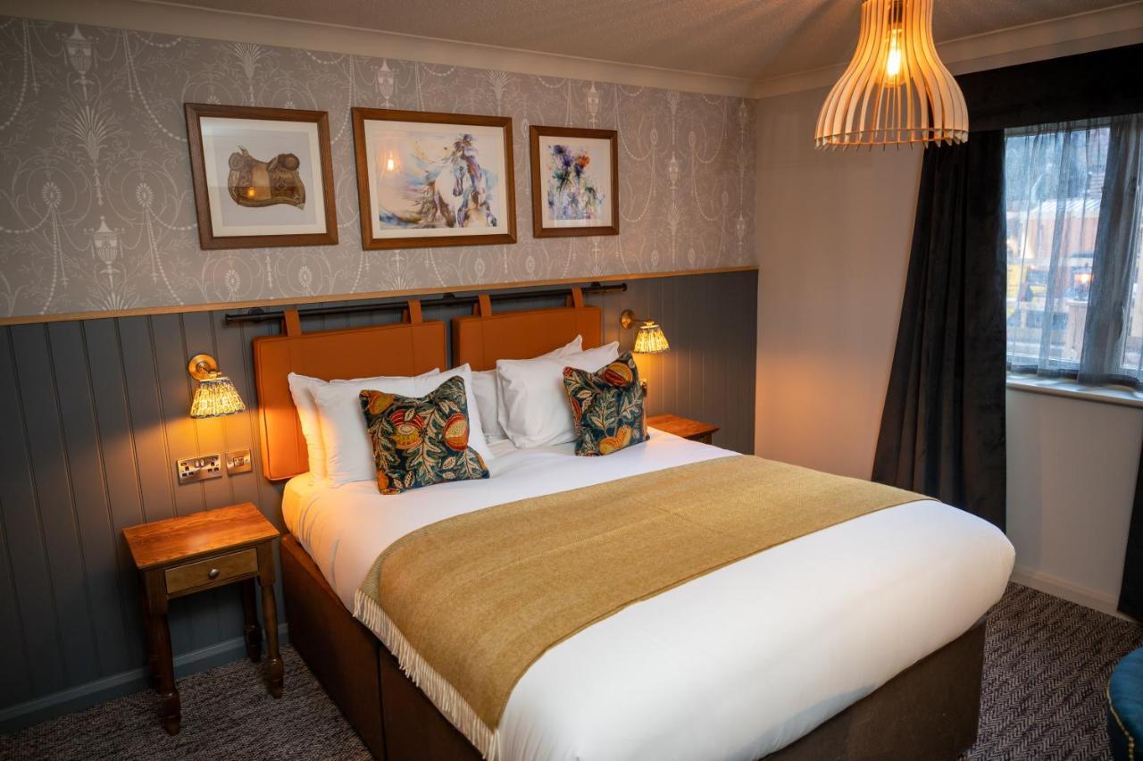 Ely Hotel By Chef & Brewer Collection Camberley Dış mekan fotoğraf