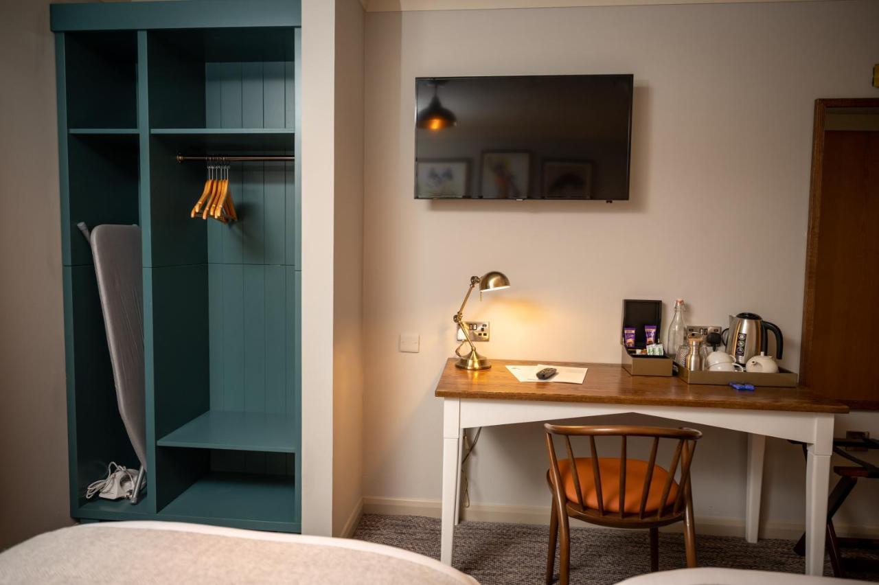 Ely Hotel By Chef & Brewer Collection Camberley Dış mekan fotoğraf
