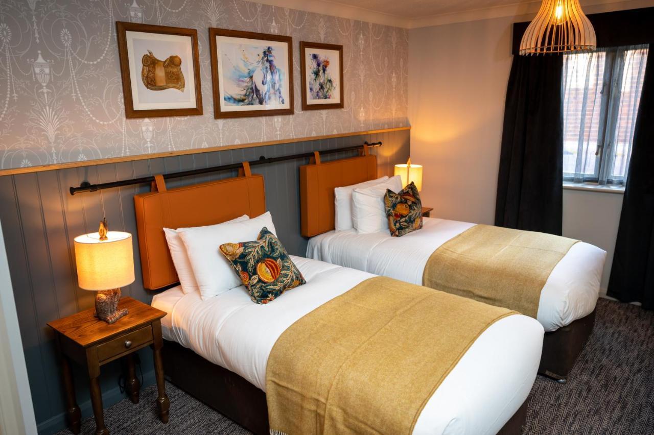 Ely Hotel By Chef & Brewer Collection Camberley Dış mekan fotoğraf