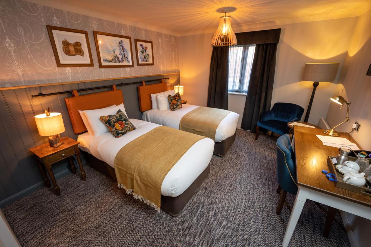 Ely Hotel By Chef & Brewer Collection Camberley Dış mekan fotoğraf