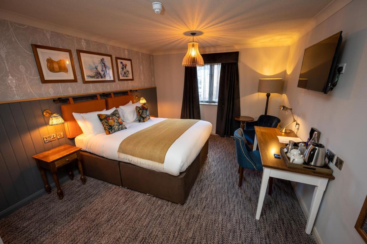 Ely Hotel By Chef & Brewer Collection Camberley Dış mekan fotoğraf