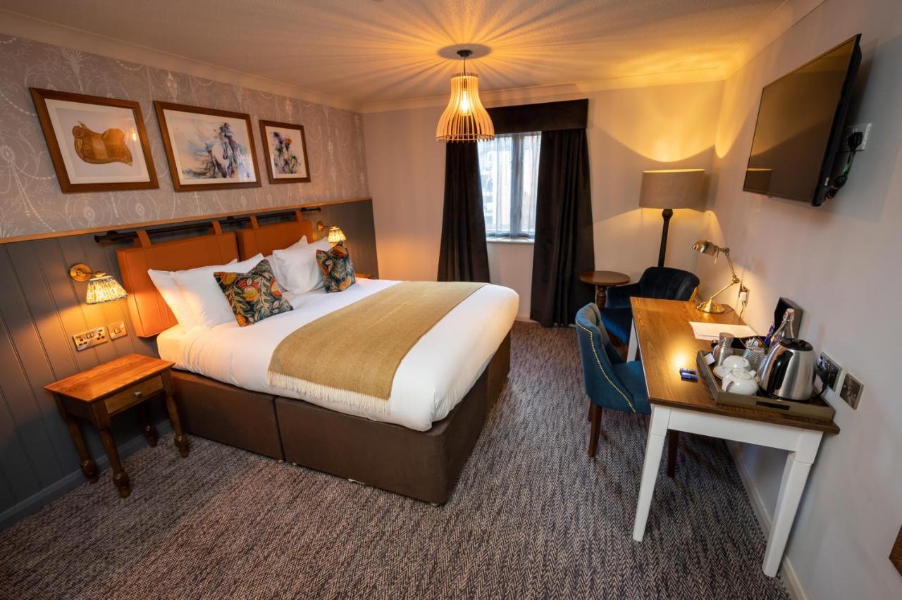 Ely Hotel By Chef & Brewer Collection Camberley Dış mekan fotoğraf
